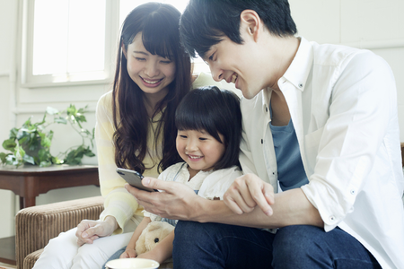 発達障害の特徴・症状・分類や診断方法について【専門家監修】のタイトル画像