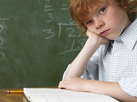 学習障害の子どもの接し方は?子育てにおける困難さと対処法まとめ【専門家監修】のタイトル画像