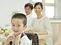 「学校の意味って何だろう?」長男を不登校から救った連携プレーのタイトル画像
