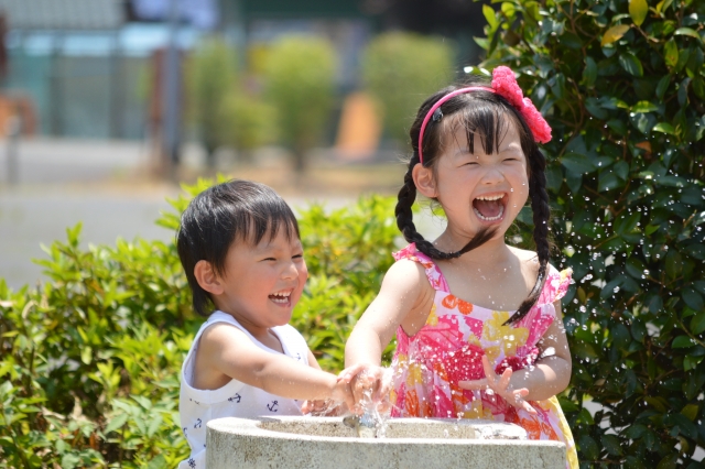不登校の子どもにとっても夏休みは重要!小2から不登校の娘の場合のタイトル画像