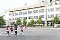 特別支援学校ってどんなところ?教育環境から入学への流れまでのタイトル画像