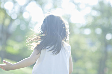 「本当は、ちょっと寂しかった」−障害児のきょうだいだった私が、いま思うことのタイトル画像