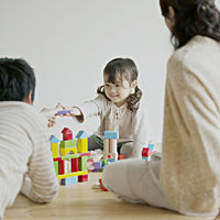 ソーシャルスキルトレーニング(SST)とは?支援の対象、方法、気をつけたいポイントについてのタイトル画像