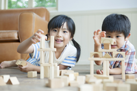「感覚統合とは?」子どもの気になる行動の理解につながる感覚統合の視点【専門家監修】のタイトル画像