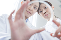 ICD-10、ICD-11とは?ICD(国際疾病分類)の概要、DSMとの違いなどについて解説しますのタイトル画像