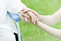 障害福祉サービスとは?介護保険との違いは?支援の対象者、申請の手続き、審査基準、利用費を解説!のタイトル画像