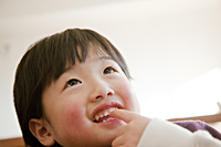 そういえば爪を切ってあげた記憶が7年間ない!?あわてて息子(7歳)の手を見ると…のタイトル画像
