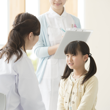 発達障害の薬物療法、どのように向き合う? 薬に対する考え方、本人・周囲への伝え方ポイントまとめのタイトル画像