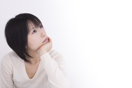 アダルトチルドレンとは?症状や、生きづらさの原因は?回復のアプローチや取り組み方も解説しますのタイトル画像