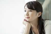 大切なひとの「死にたい」に何ができるのか。その言葉の背景まで思いを至らせて――20代で自殺未遂を重ねながら生き永らえた私が心に誓うことのタイトル画像