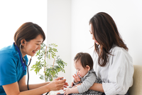 1歳半健診で発達の遅れが気になったら?経過観察と言われたらどうする?発達障害の可能性も?相談できる専門機関や発達支援を紹介のタイトル画像