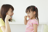 「早くして!」を「擬人化」で、着替えや歯磨きもスムーズに!毎日の子育てをラクにする声かけのコツのタイトル画像