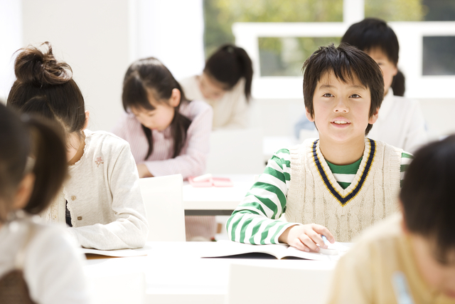 新 児童・生徒の性 -10年間の推移- 東京都小・中・高校生の性