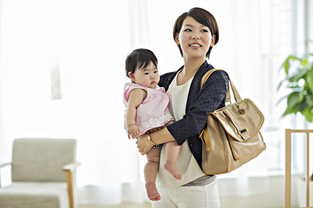 1歳半健診 積み木や指差しどんなことを診ているの 診査内容や目的 持ち物の工夫など Litalico発達ナビ 1歳半健診 積み木や指差しどんなことを診ているの 診査内容や目的 持ち物の工夫など Litalico発達ナビ