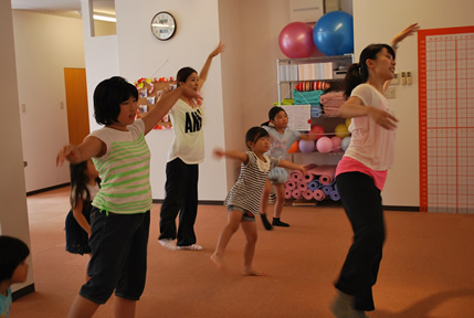 踊りは芸能人だけのもの 振付師 南流石氏 発達障害のある子の療育ダンスに込める想い Litalico発達ナビ