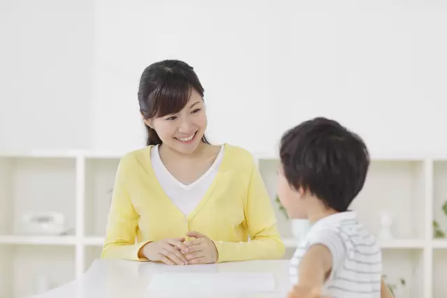 わが子が通級へ行くこと、クラスやママ友にどう伝える？発達障害の子どもが笑顔で学べる環境づくりに向けての画像