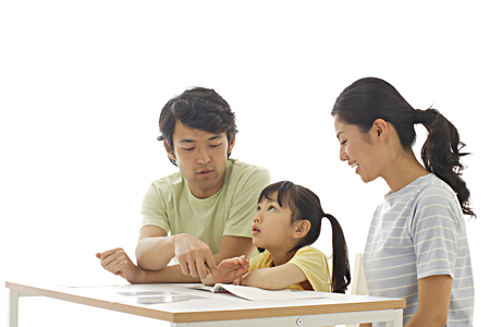 学校へ行く朝に 足が痛い と訴える娘 それは本人も自覚しない Quot Sos Quot でした Litalico発達ナビ 学校へ行く朝に 足が痛い と訴える娘 それは本人も自覚しない Quot Sos Quot でした Litalico発達ナビ