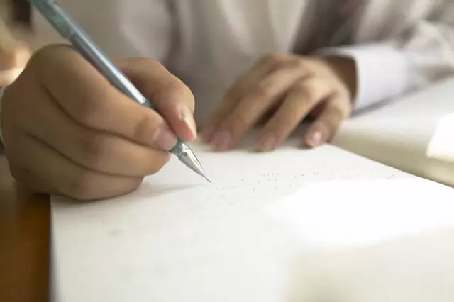【発達障害と成績表】特別支援学級と通常学級で違うの?子どもたちの未来に関わる大問題を知ってくださいの画像