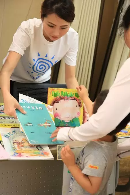 そらコンサートでのフリーマーケットの様子