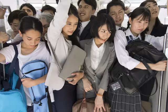 発達障害・感覚過敏のある子の通学電車問題、どう解決する？うちの凸凹長男の場合は…の画像