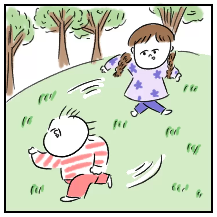 お友達と公園で遊ぶとまちゃん