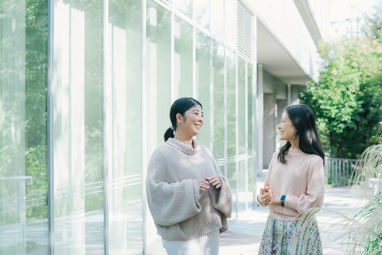 （左から）発達ナビ 牟田編集長・山口有紗先生