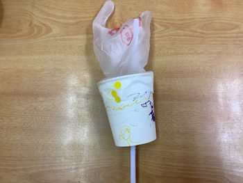 LITALICOジュニア板橋教室/紙コップで風船作りました！