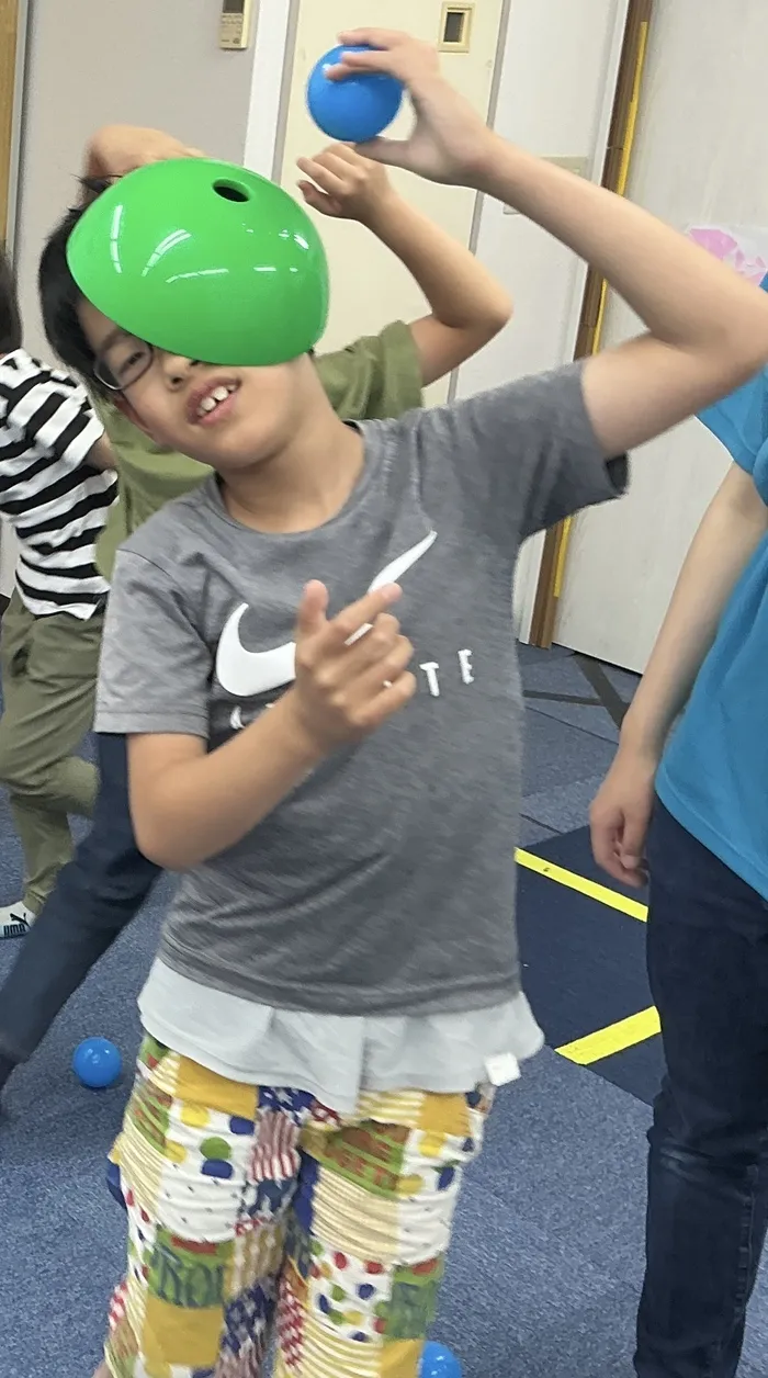 夢門塾淵野辺/★🧢コーンを被って玉拾いゲーム🎾★