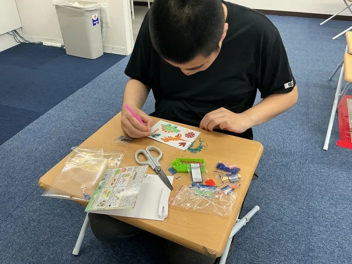 夢門塾淵野辺/★✨シールやビーズでキラキラ工作✨★