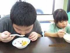 ライズ児童デイサービス小田栄/アポロールケーキを作ろう🍰
