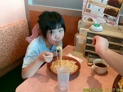 ライズ児童デイサービス小田栄/サイゼリアでご飯を食べてみよう！