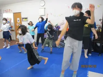 ライズ児童デイサービス小田栄/ダンスを踊って楽しもう！