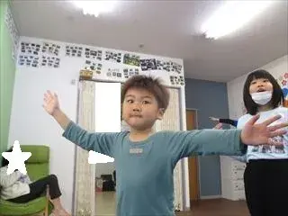 ライズ児童デイサービス小田栄/ダンスの日ですよ！ー4月最初のダンスレクー