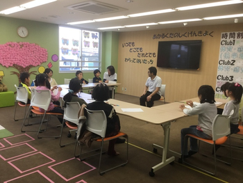 プライマリーclubユーカリが丘/スタッフの専門性・育成環境