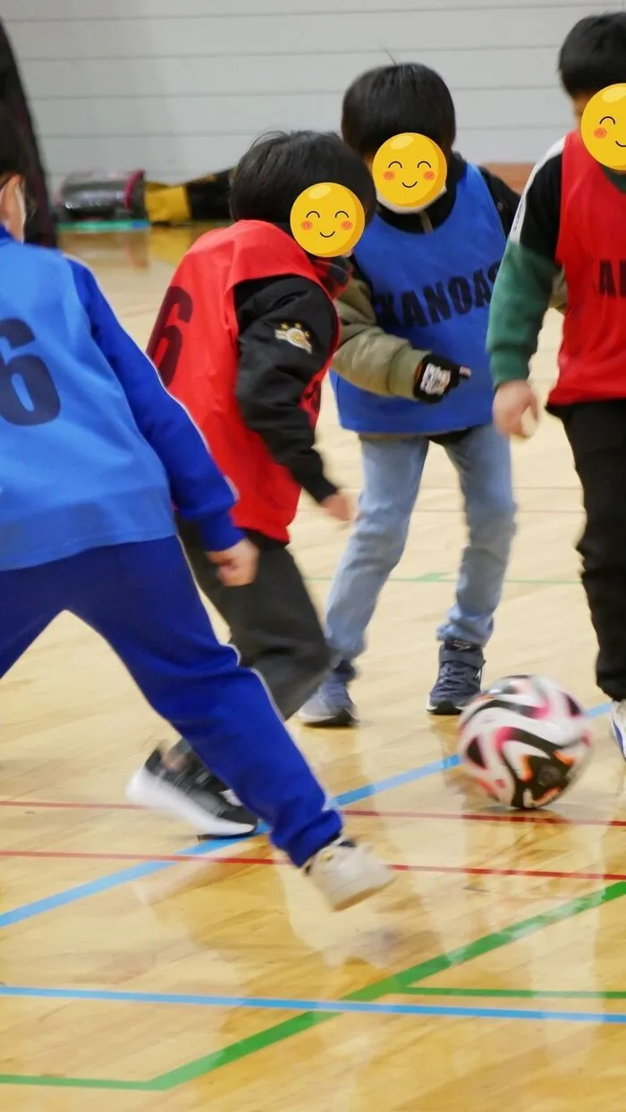  サッカー療育　カノアスFC平松本町/考える力を育む！作戦タイムで作る充実のプレー⚽