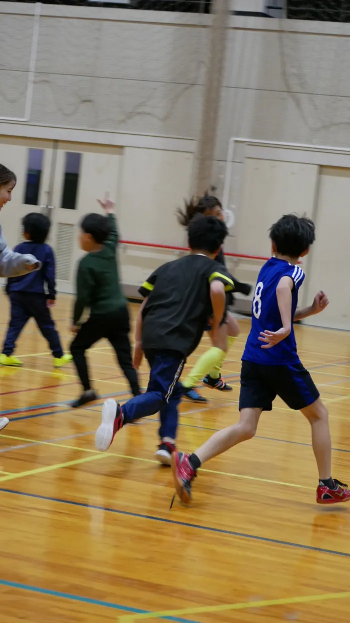  サッカー療育　カノアスFC平松本町/寒さを吹き飛ばす！元気いっぱいのケイドロから始まる活動🔥