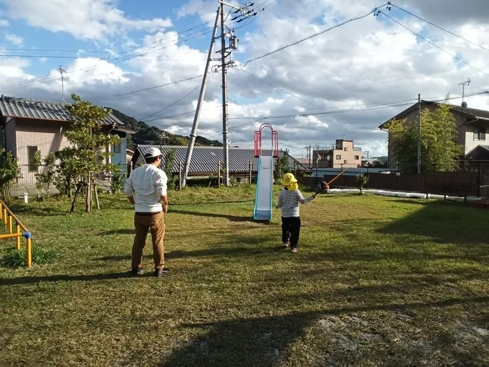 有永寮障害児通所支援/羽高公園でしっぽとり！