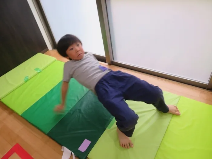 AIAI PLUS 鴫野/５月２０日（マット：クモ歩き）