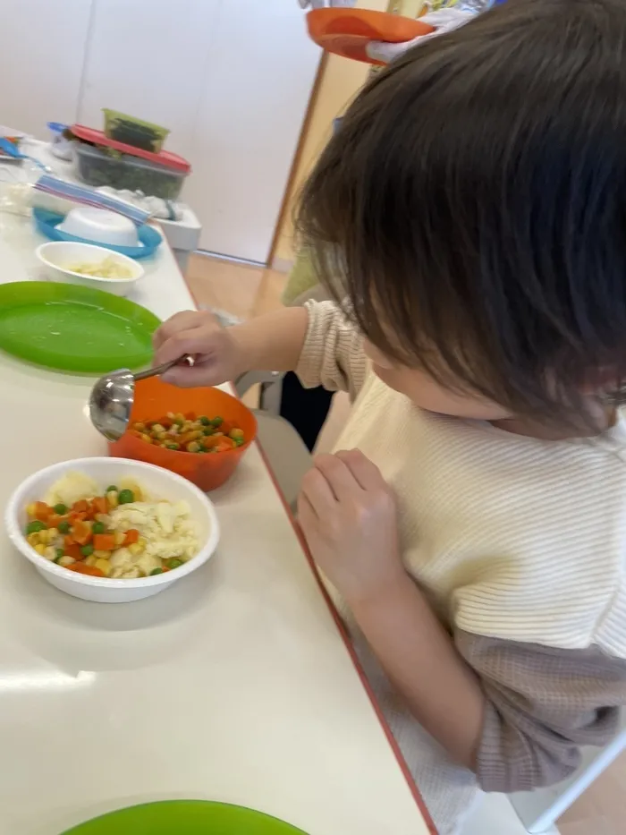 こぱんはうすさくら 本木教室/サラダ作りをしました🥗