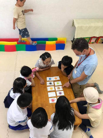 児童デイサービスみゅーず/スタッフの専門性・育成環境