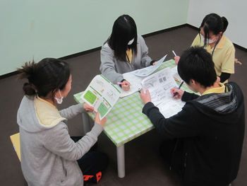 らいおんハート遊びリテーション児童デイ西川口/スタッフの専門性・育成環境
