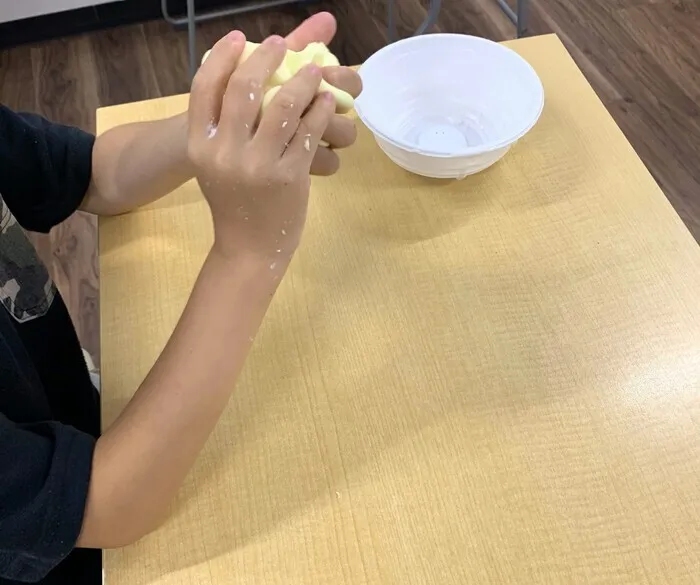 Study＊Cafe千種(学習支援型・放課後等デイサービス)/もちもちスライム☁️