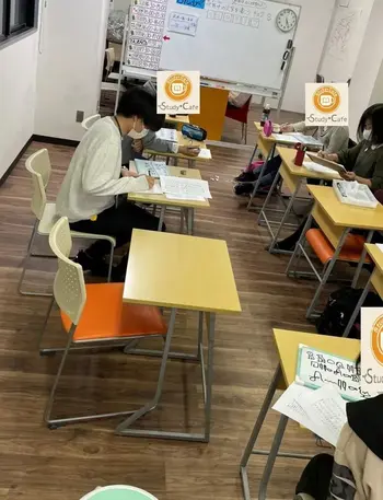 Study＊Cafe千種(学習支援型・放課後等デイサービス)/11/17のプログラム　ヒエログリフを書こう！