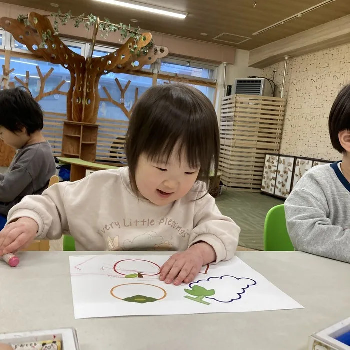 児童発達支援事業所　あった豊平/なにを塗る？？