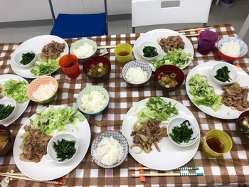 自立・就労のための第一歩! トゥモローフィールド町田/日常の支援風景