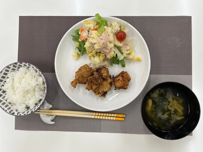 自立・就労のための第一歩！　トゥモローフィールド町田/念願のから揚げ🎶