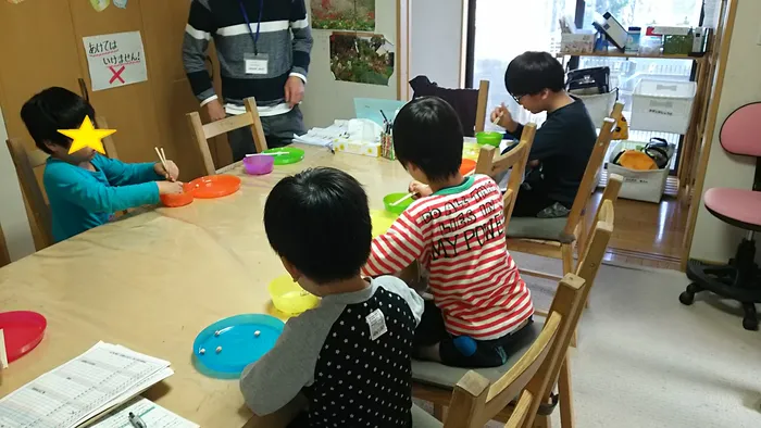 子ども発達支援 あさひ学苑 厚木校/大豆移し