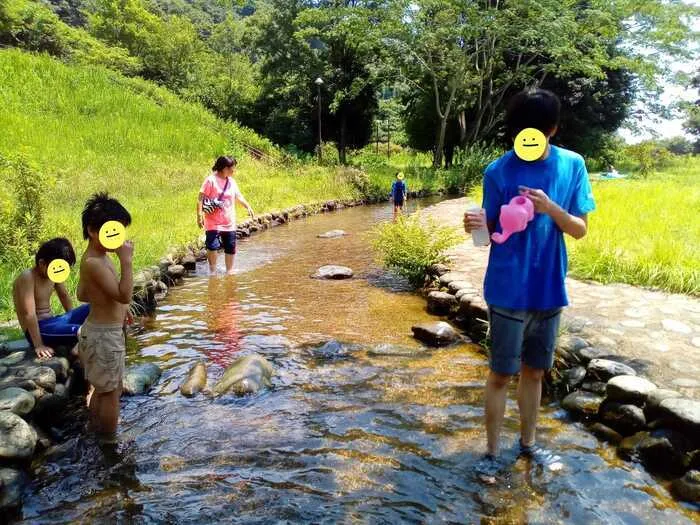 kiitos aina/夏休みのプログラム（相模川自然の村公園水遊び）