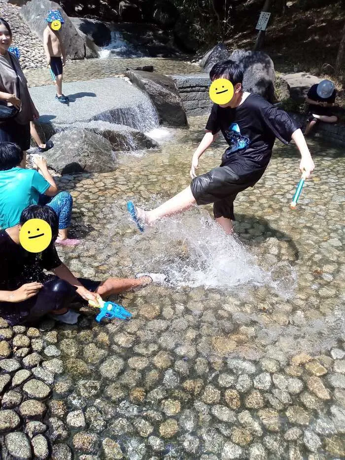 kiitos aina/外出プログラム（一本杉公園水遊び）