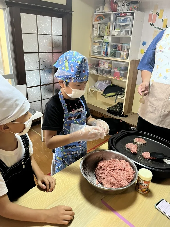 ジーニアス/ハンバーガーセット作り🍔